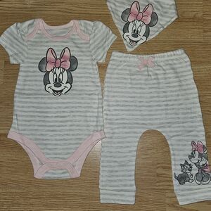 3 Sets= 9 Pcs Baby Shower Easter Gift 6-9 Mos Bodysuit,Jogger & Bib Disney NEW